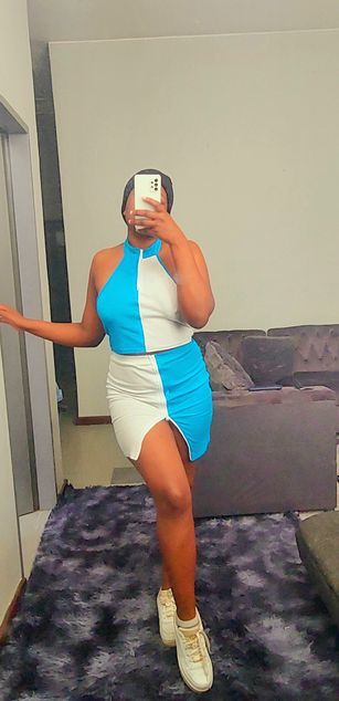 Model - Lenshy Daloh black