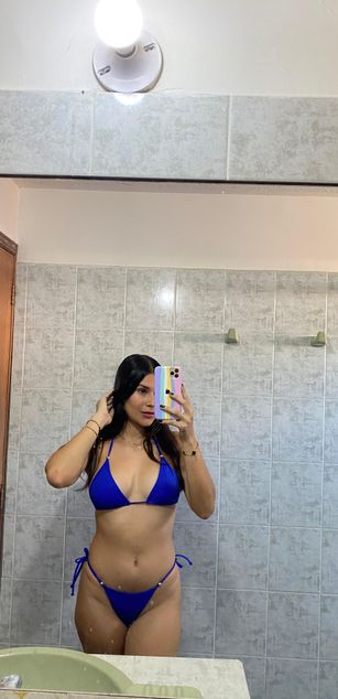 Model - Canelita18 latina