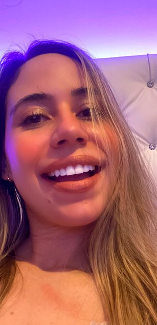 Model - Heidy Kung blowjob