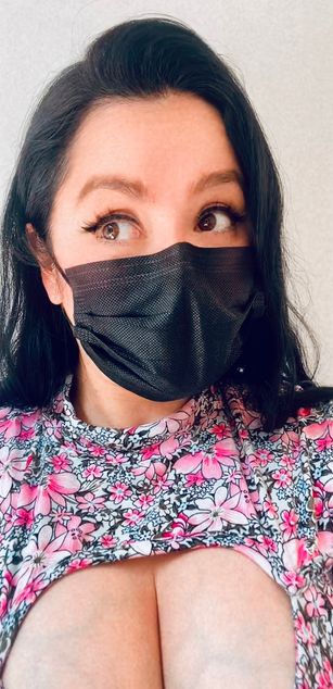 Model - Beth_Elisa young