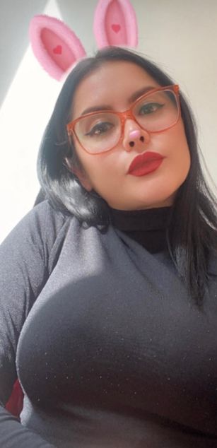 Model - Beth_Elisa young