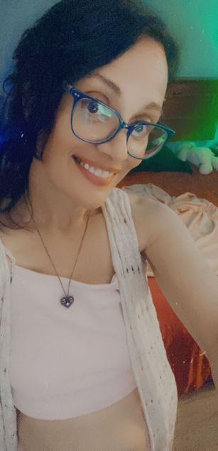 Model - Laura Autumn sexy