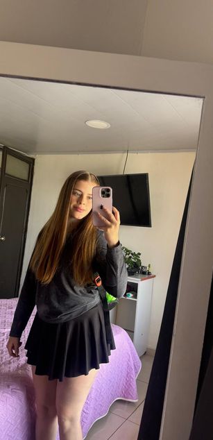 Model - HannaCutte deepthroat