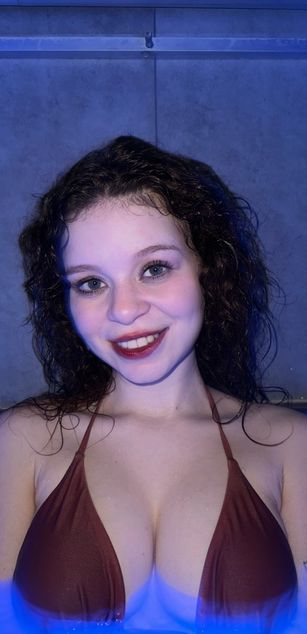 Model - KylieBales roleplay