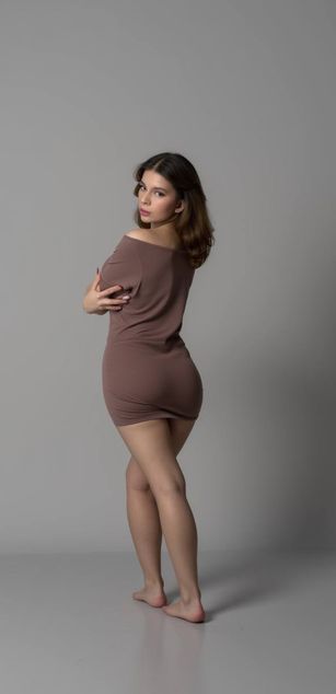 Model - Anna_Elfie heels