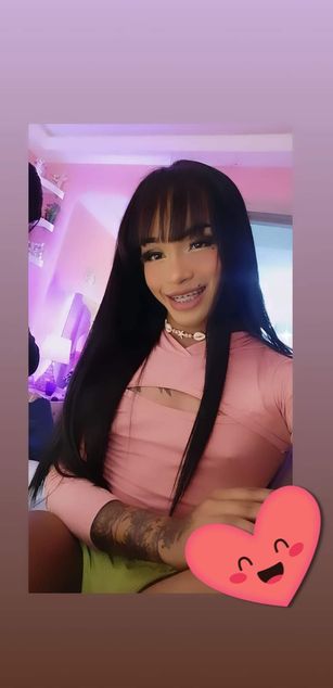 Model - scarlett barbieri bigcock