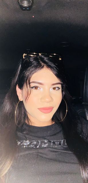 Model - Candy squirt