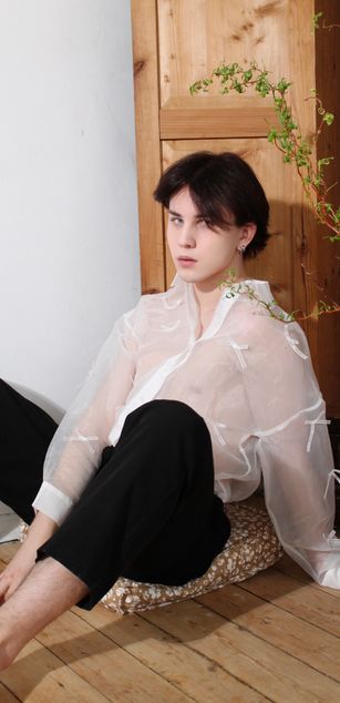 Model - Adriano striptease