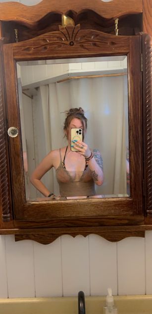 Model - Veronica fetish