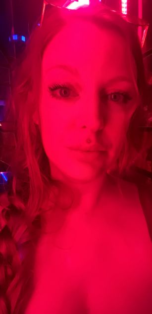 Model - Veronica fetish