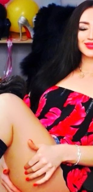 Model - LinaLuchia joi