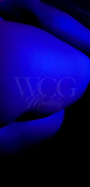 Model - Zeo Tayler milf