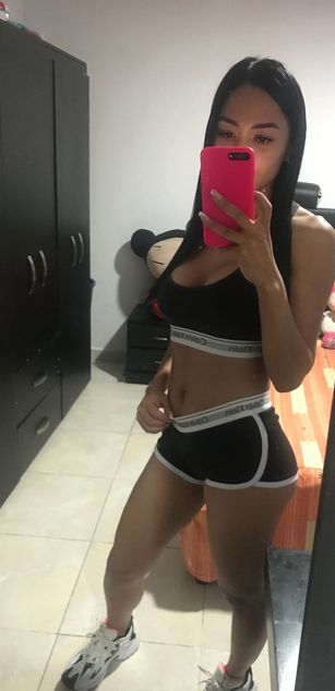 Model - AbbyANDdulce couple