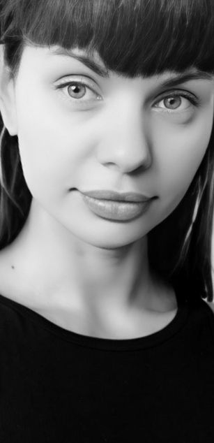 Model - SophiaSparkle pussy