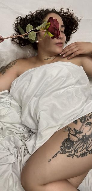 Model - Ayla_martinez deepthroat