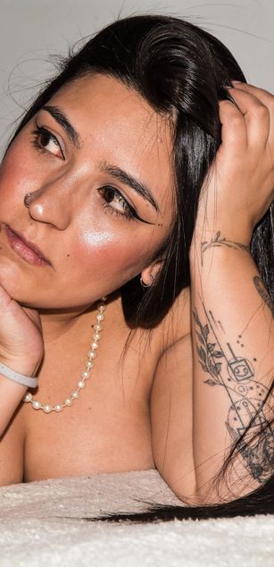 Model - Queen Kat boobs