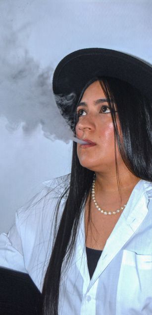 Model - Queen Kat boobs