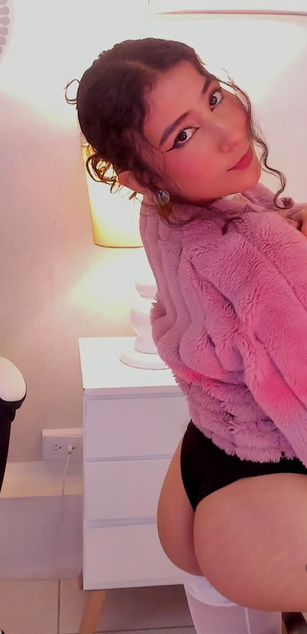 Model - VioletaFosterr roleplay