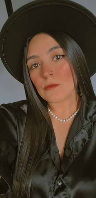 Model - Queen Kat boobs