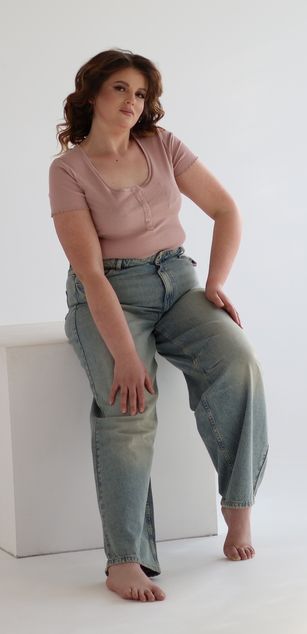 Model - Stacey Hairy