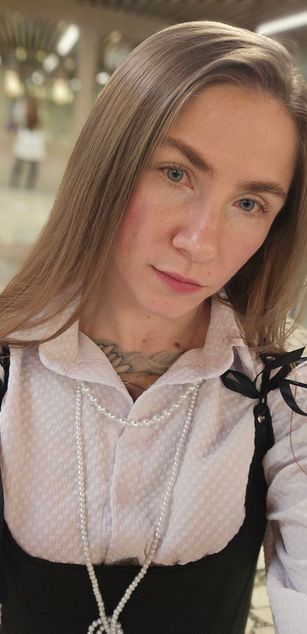 Model - ZlataFitGoddess femdom