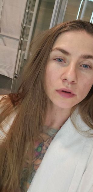 Model - ZlataFitGoddess femdom