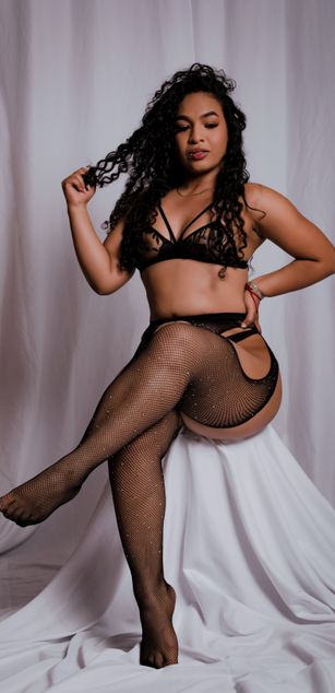 Model - GabyMorgan deepthroat