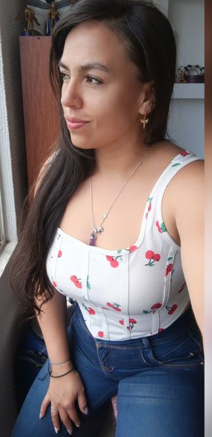 Model - Sofia caliente