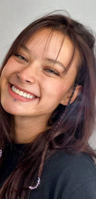 Model - rouse foster bigtits