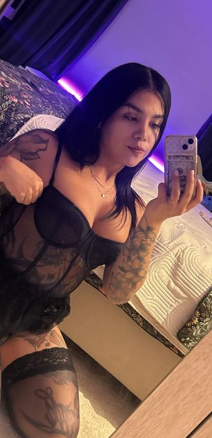 Model - Sofi Thick Cock sexy