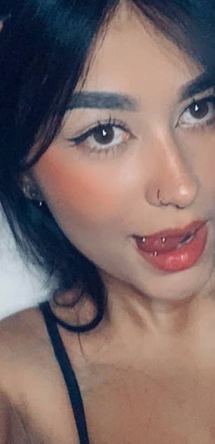 Model - Lexxiee Haze sexy