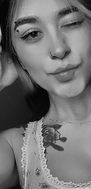 Model - Lexxiee Haze sexy