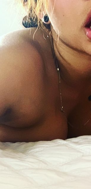 Model - Lexxiee Haze sexy