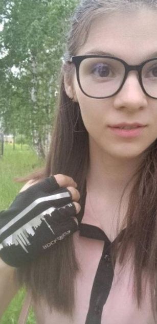 Model - Mollylollipop smalltits