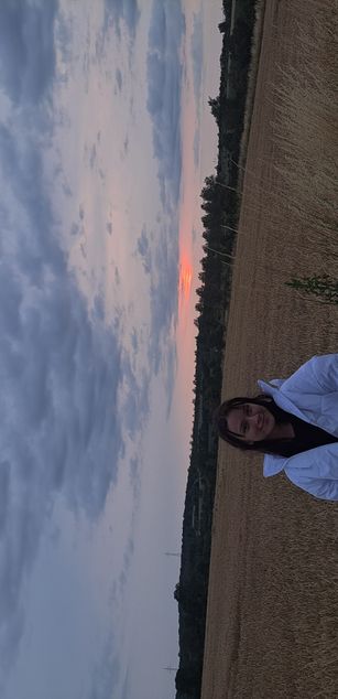 Model - rouse foster bigtits