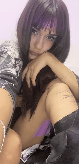 Model - LilithStars dirtytalk