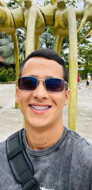 Model - MarcusandTatti couple