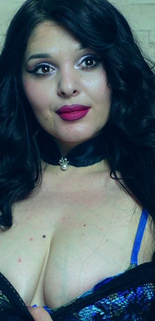 Model - LexyRene sexy