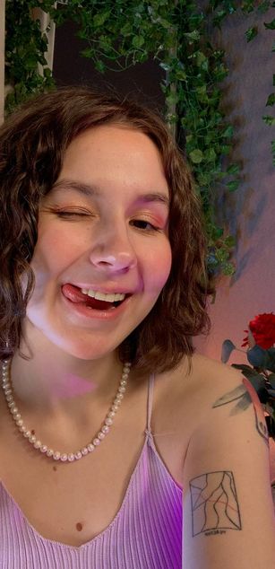 Model - Frances dildo