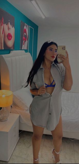 Model - Salome Storil deepthroat