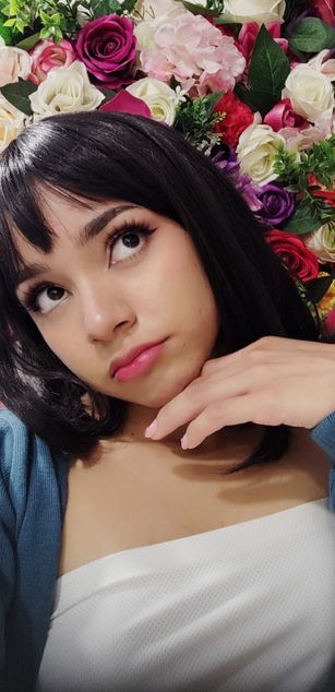 Model - Bella Sky JOI