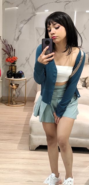 Model - Bella Sky JOI