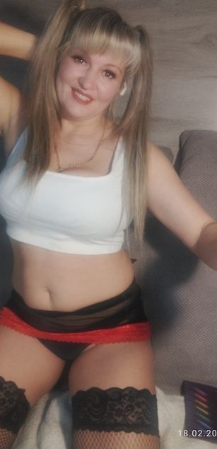 Model - Kaleria milf