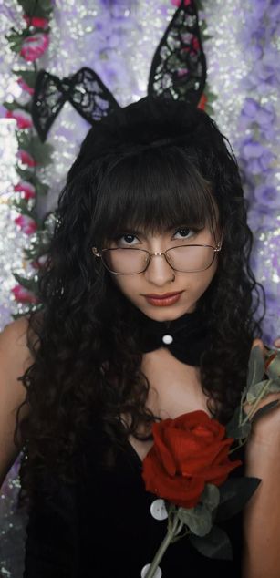 Model - Alynn_Bri feet