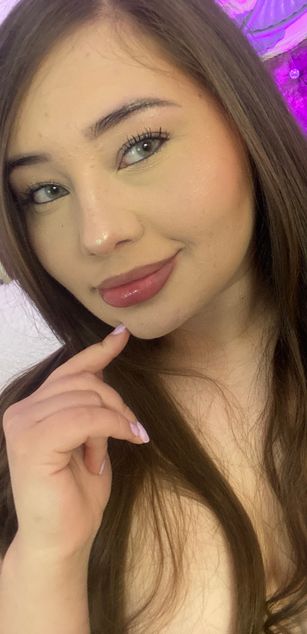 Model - Elisacolevanss curvy