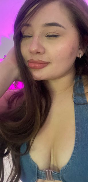 Model - Elisacolevanss curvy