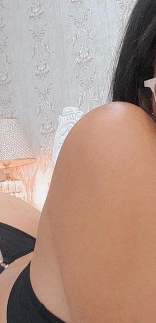 Model - TiaraRosse deepthroat