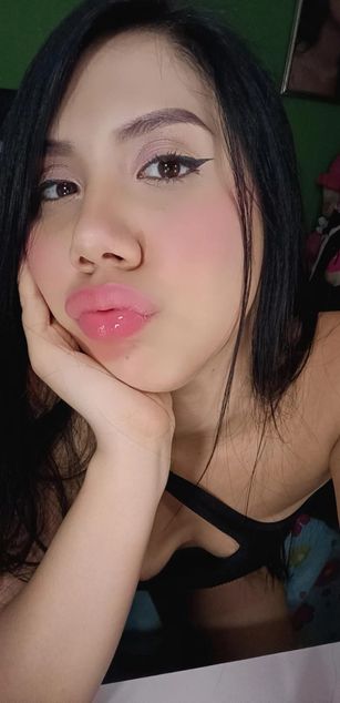 Model - Lina Coopers Taboo