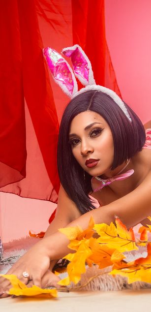 Model - SofiaLaurents fastresponse