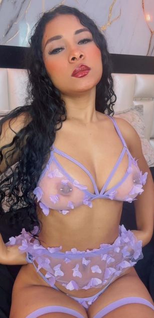 Model - SofiaLaurents fastresponse